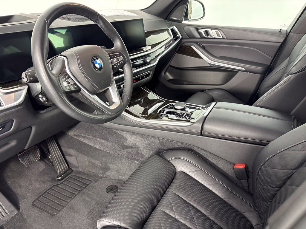 Certified 2024 BMW X5 xDrive40i w/ Premium Package AWD/4WD image 12