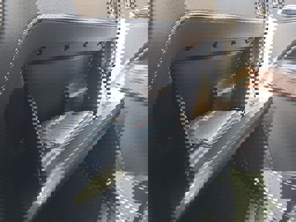 Used 2022 GMC Canyon Denali image 28