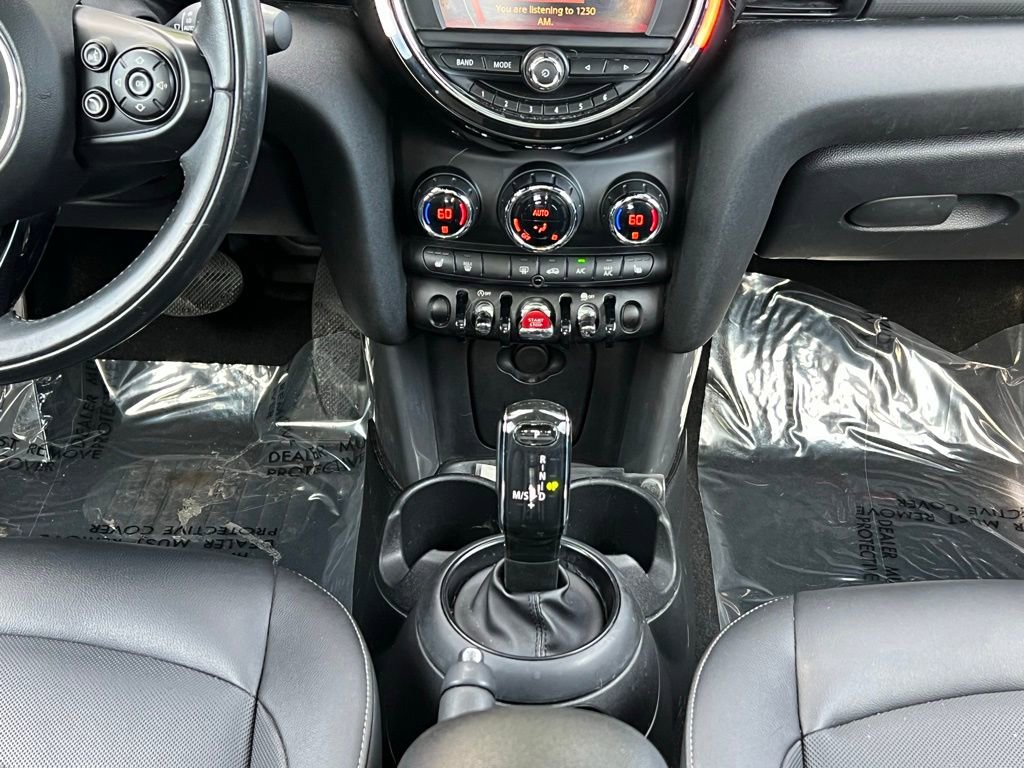 Used 2021 MINI Cooper 4-Door Hardtop image 42