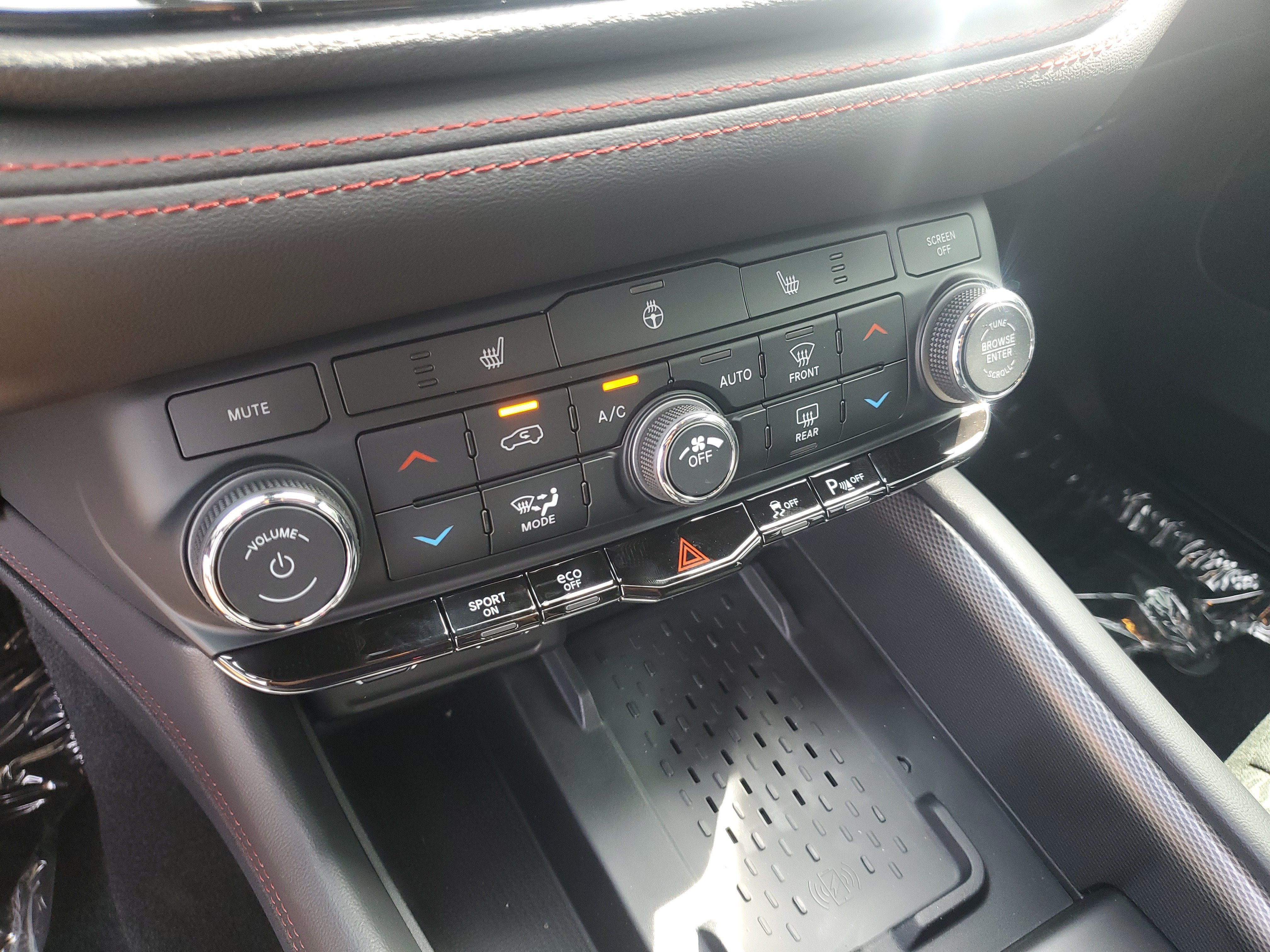 New 2026 Dodge Durango GT w/ Blacktop Package AWD/4WD image 21