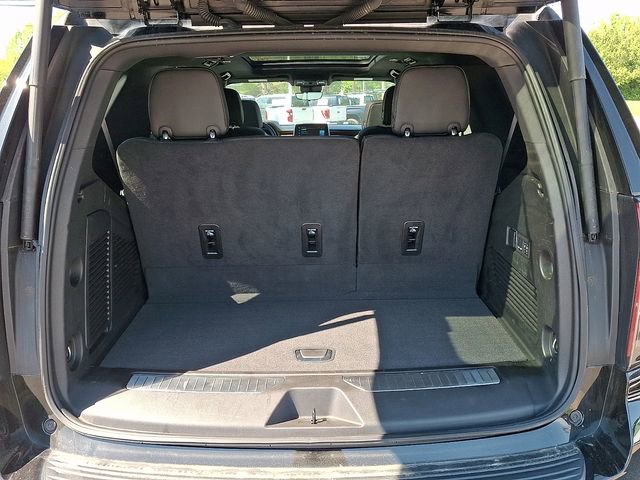 Used 2024 Chevrolet Tahoe High Country AWD/4WD image 25
