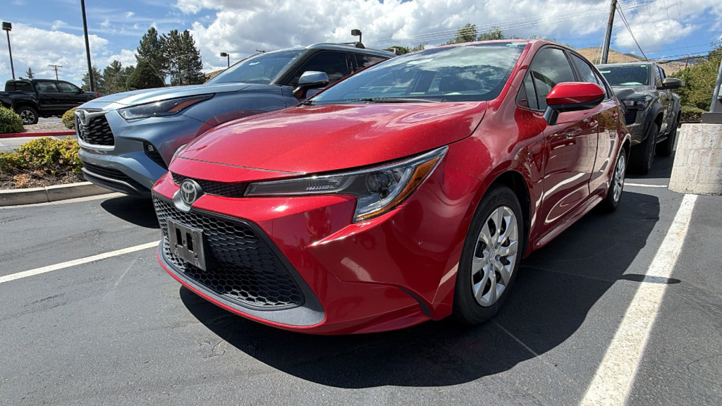Certified 2021 Toyota Corolla LE w/ Carpet Mat Package (TMS) FWD image 4