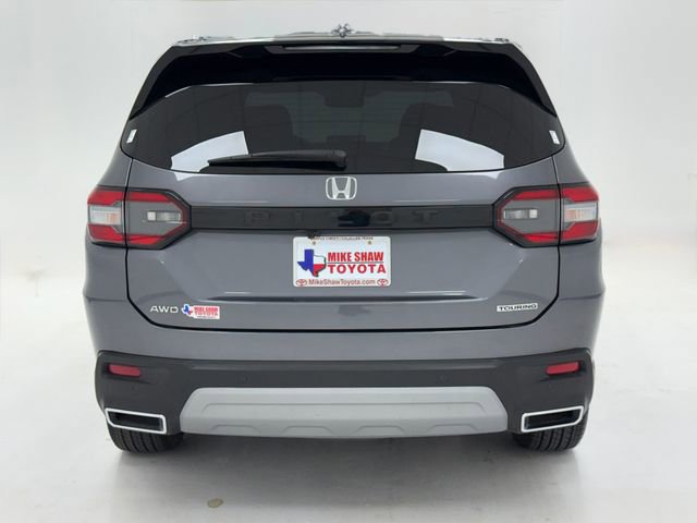 Used 2025 Honda Pilot Touring image 39