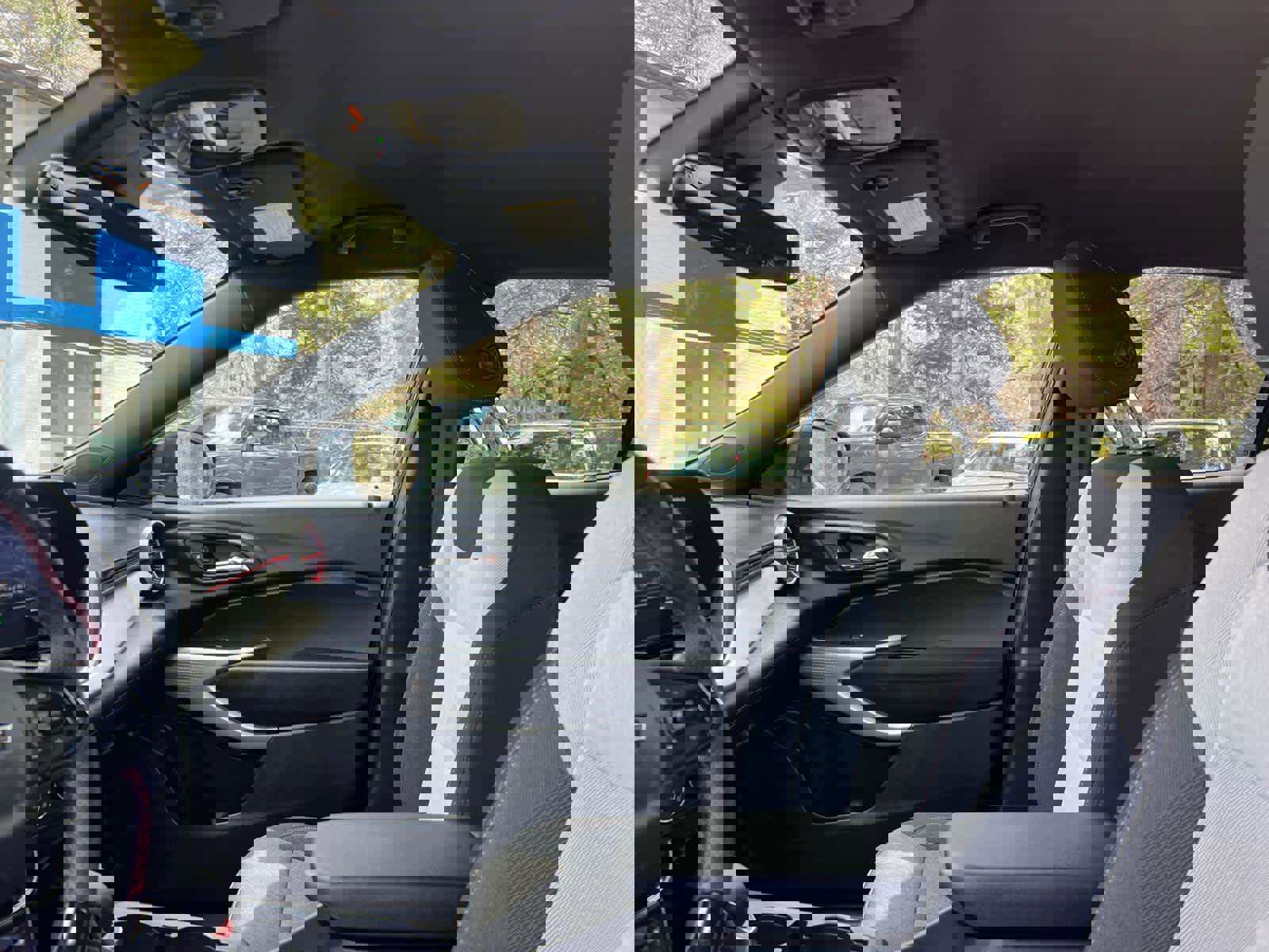 Certified 2024 Chevrolet Trax RS w/ Driver Confidence Package image 12