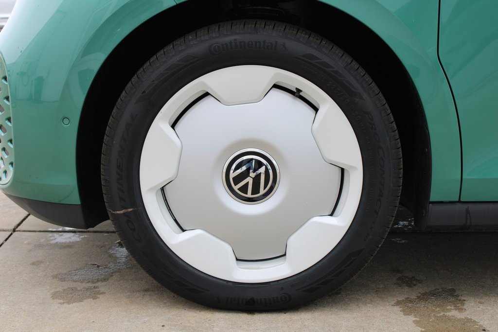 New 2025 Volkswagen ID. Buzz 1st Edition image 21