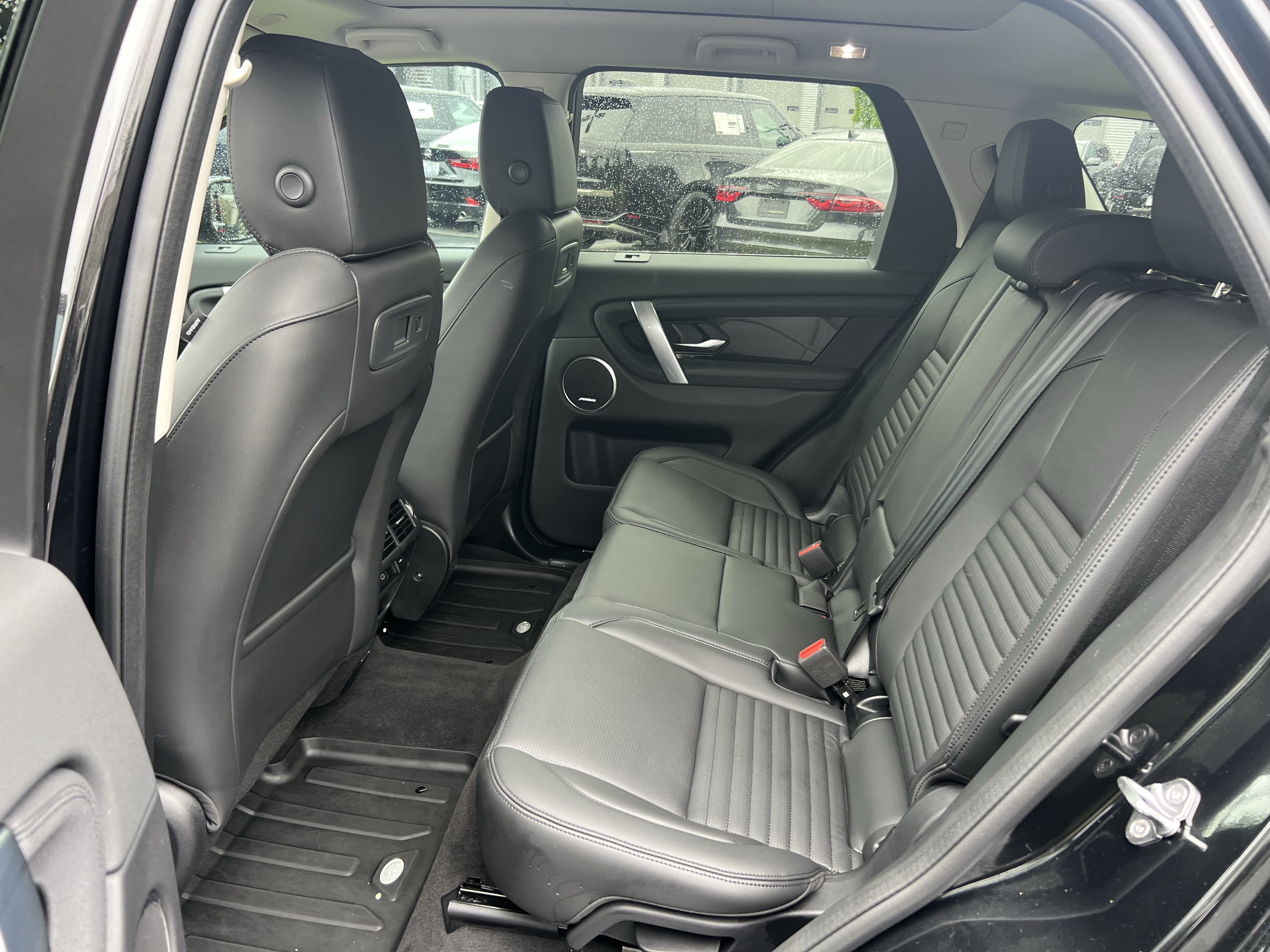 Certified 2025 Land Rover Discovery Sport S AWD/4WD image 32