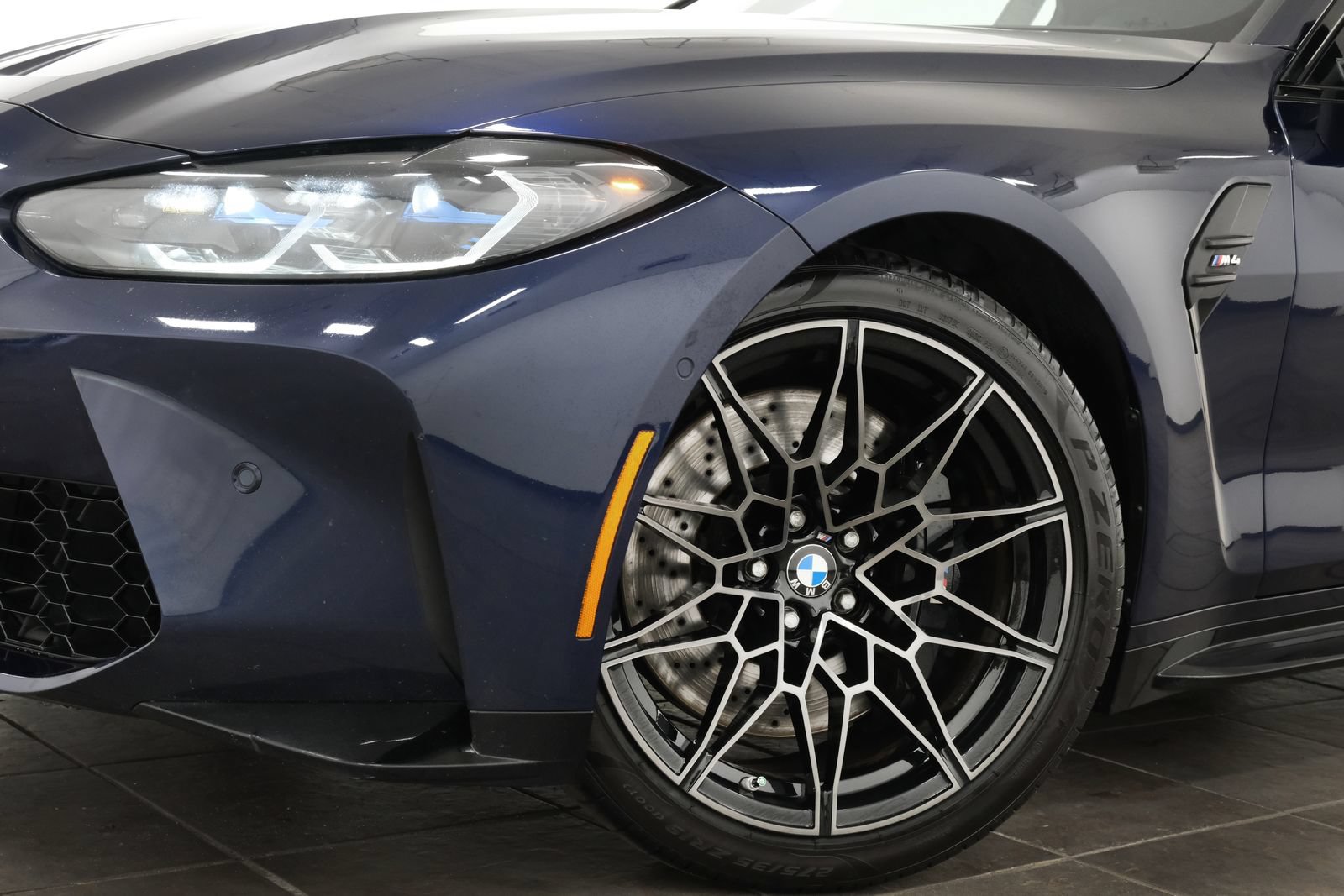 Used 2024 BMW M4 Coupe w/ Executive Package RWD image 2