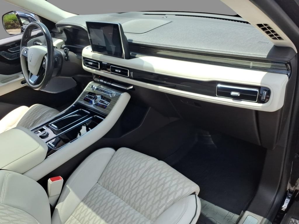 Used 2020 Lincoln Aviator Black Label w/ Dynamic Handling Package AWD/4WD image 12