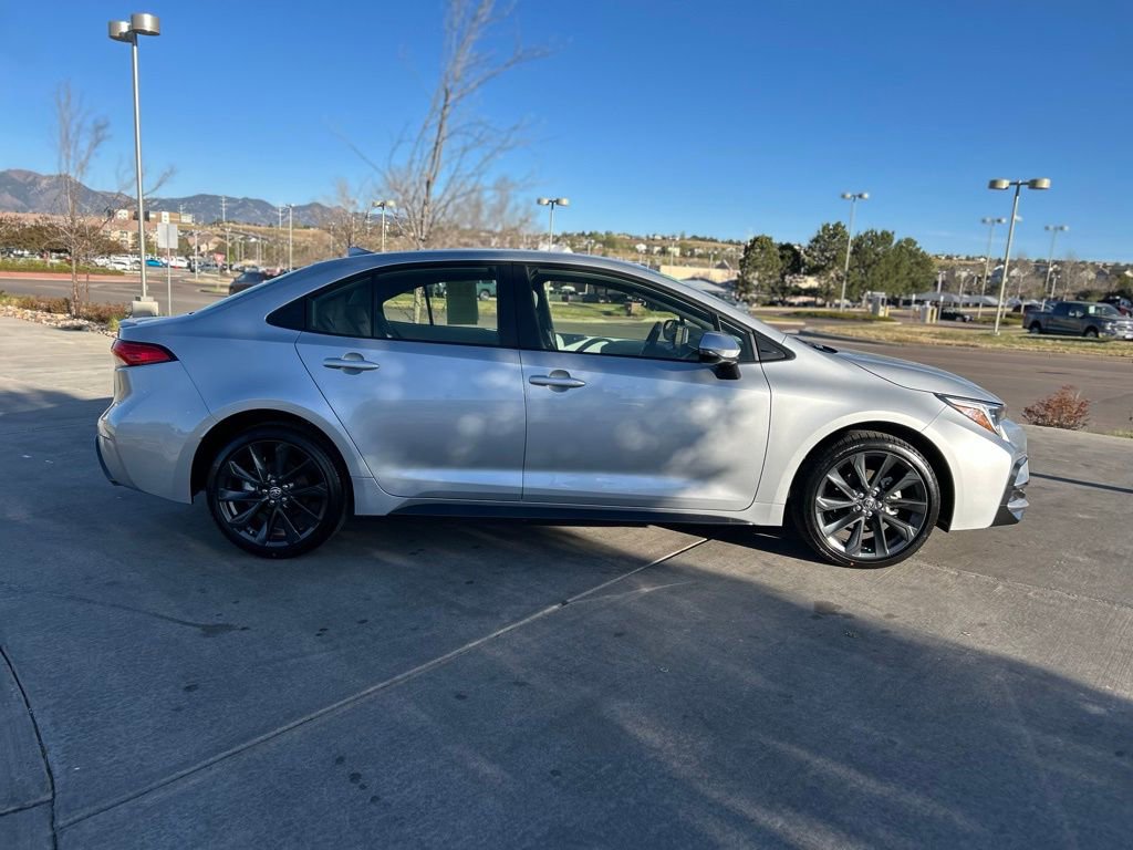 Used 2026 Toyota Corolla SE FWD image 9