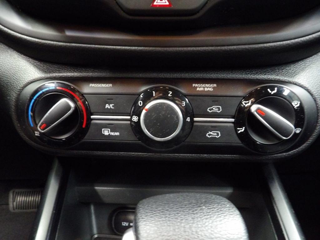Used 2022 Kia Soul LX w/ Technology Package FWD image 42