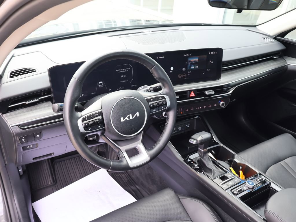 Used 2025 Kia K5 EX image 23