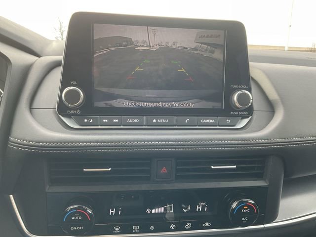 Used 2024 Nissan Rogue SV image 14