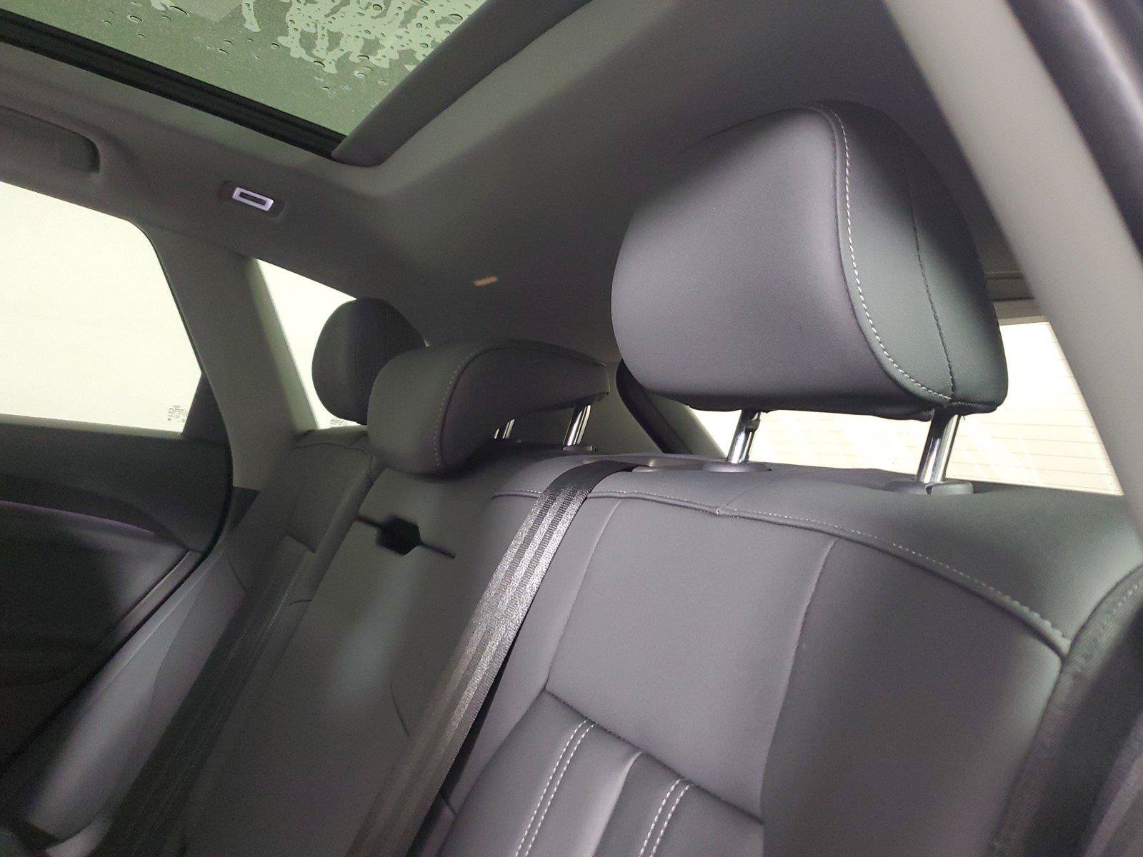 Used 2025 Audi Q5 Premium w/ Convenience Package AWD/4WD image 13