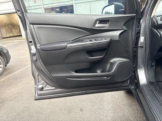 Used 2015 Honda CR-V LX image 17