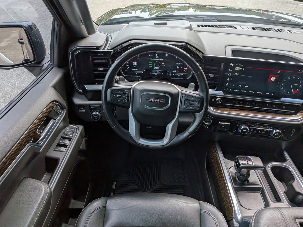 Used 2022 GMC Sierra 1500 Elevation w/ Elevation Premium Package image 16