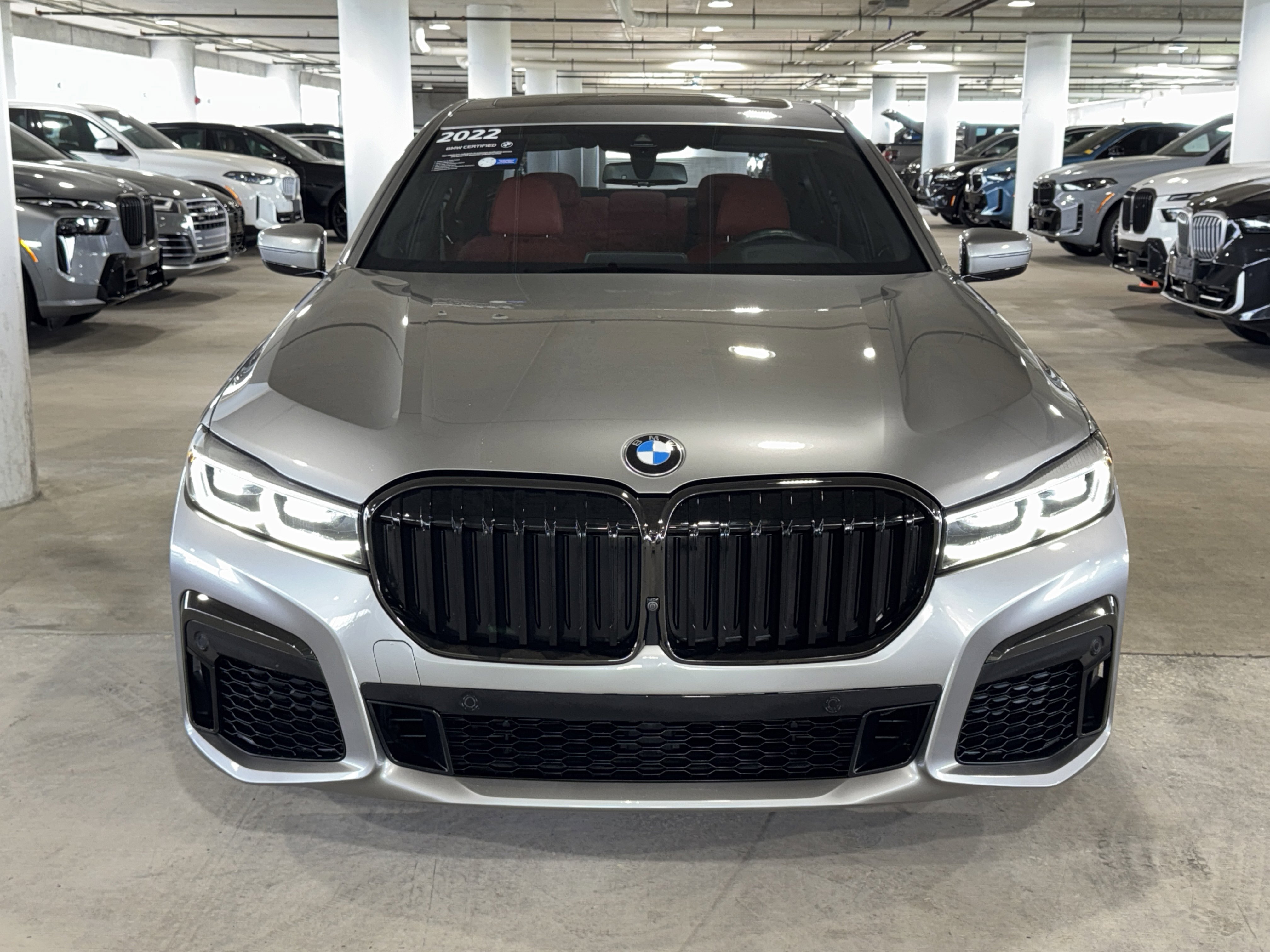 Used 2022 BMW 750i xDrive w/ Executive Package image 3