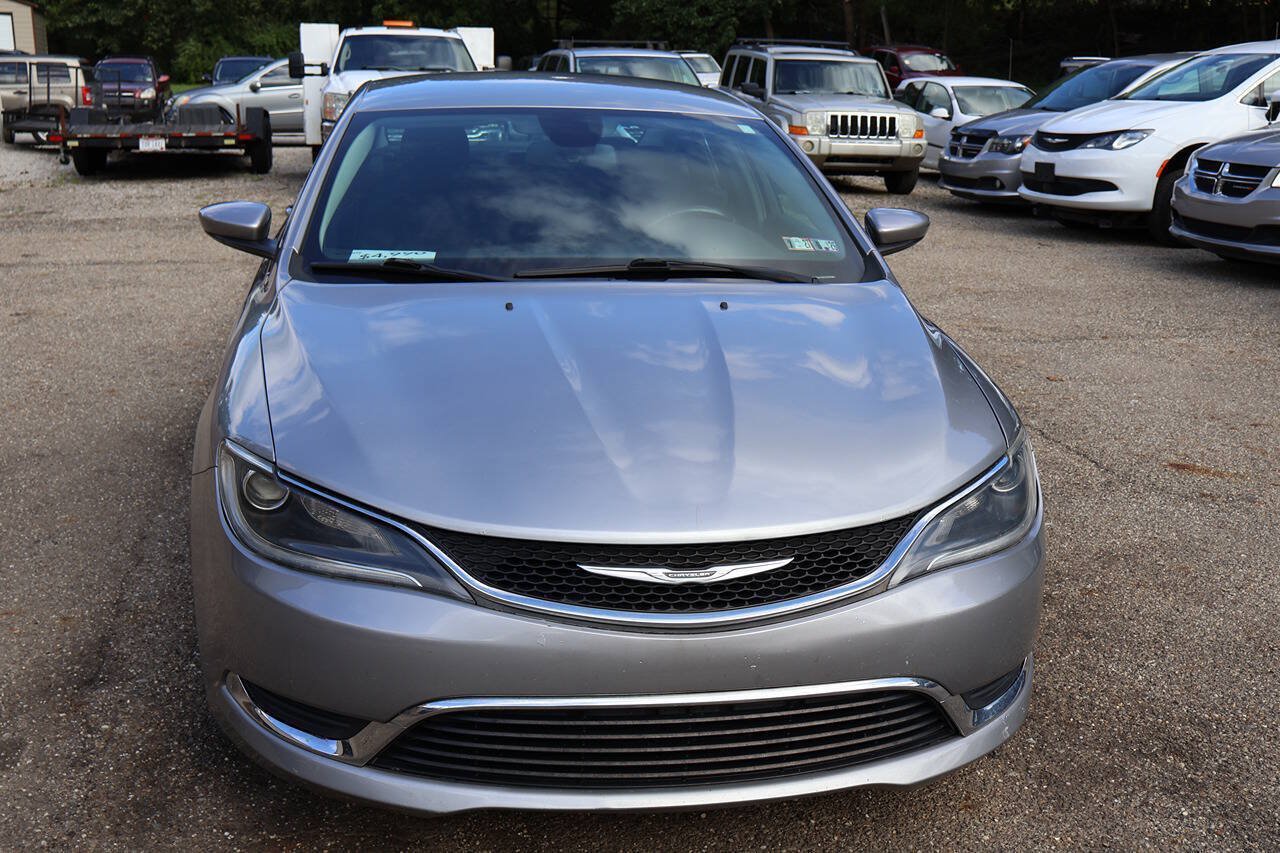 Used 2015 Chrysler 200 Limited w/ Convenience Group FWD image 2