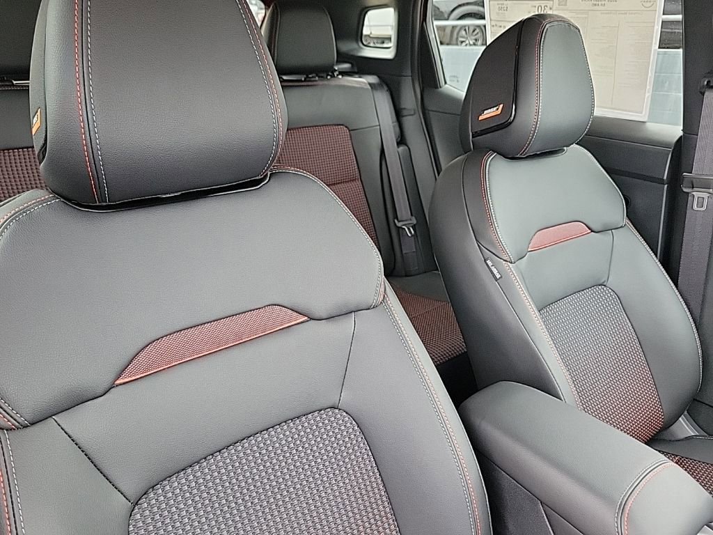 New 2026 Nissan Kicks SR w/ SR Premium Package image 45