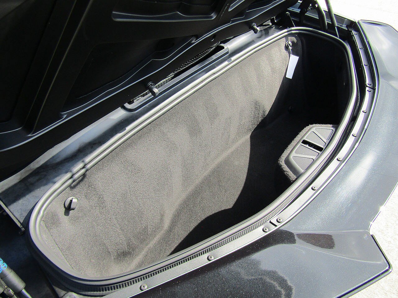 Used 2023 Chevrolet Corvette Z06 RWD image 20