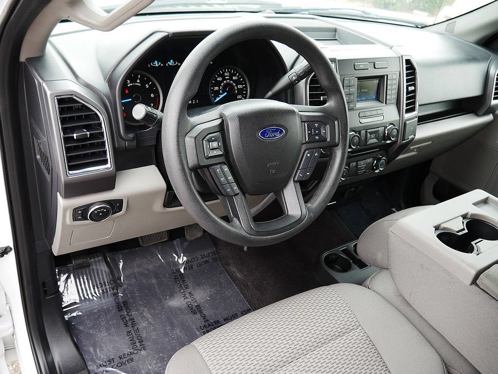 Used 2016 Ford F150 XLT AWD/4WD image 12