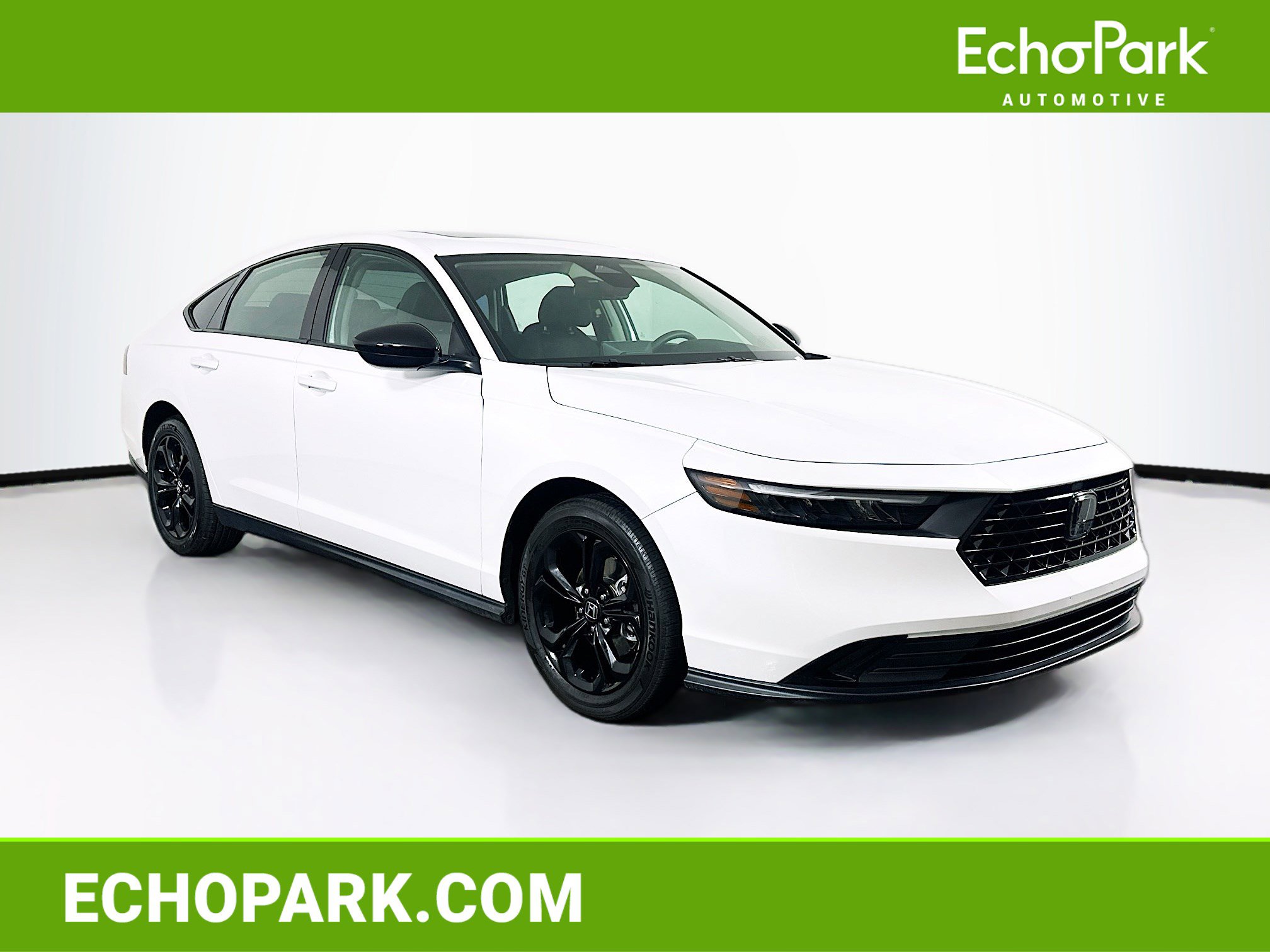 Used 2025 Honda Accord SE image 1