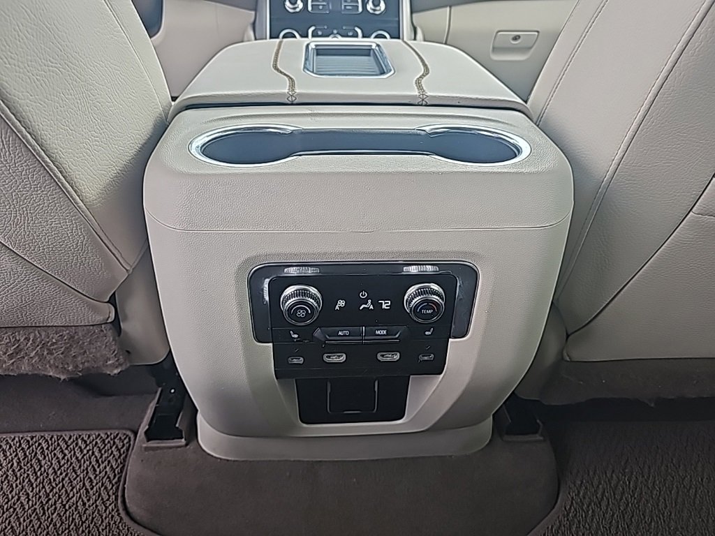 Used 2022 GMC Yukon XL Denali w/ Denali Ultimate Package image 18