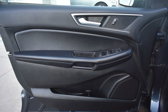 Used 2023 Ford Edge SEL w/ Convenience Package image 14