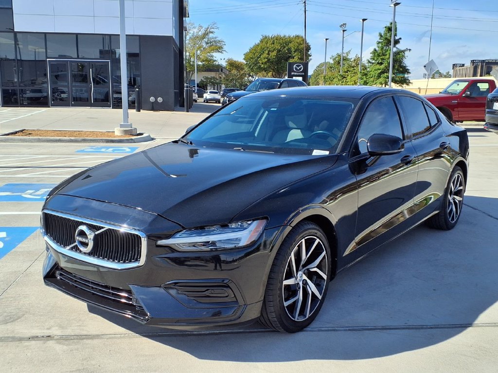Used 2020 Volvo S60 T6 Momentum AWD/4WD image 7