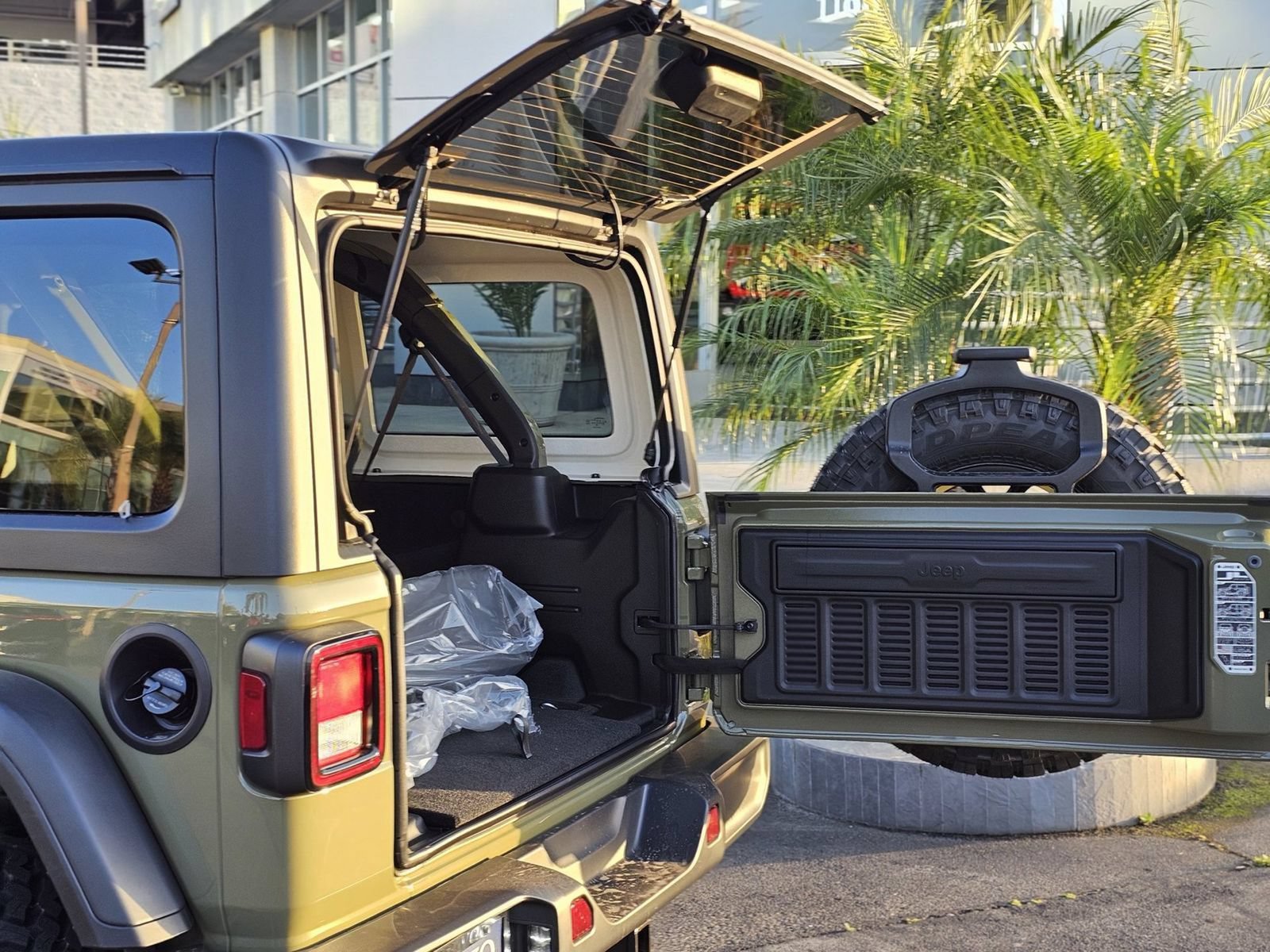 New 2026 Jeep Wrangler Unlimited Sport AWD/4WD image 7