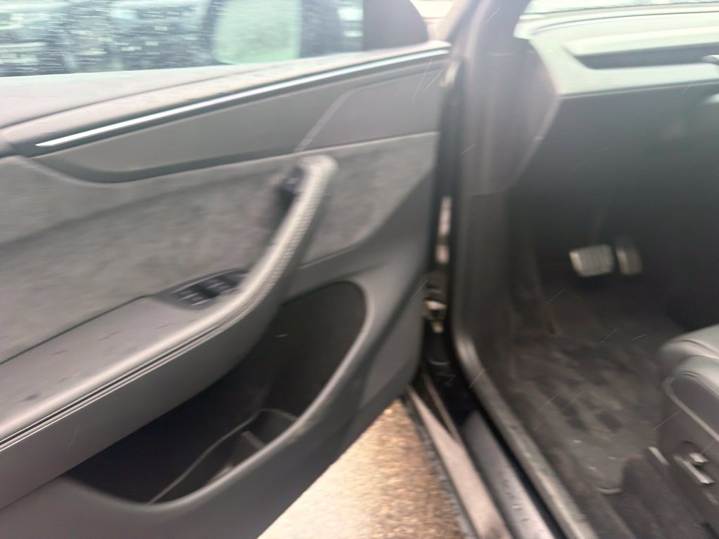 Used 2026 Tesla Model Y Performance AWD/4WD image 4