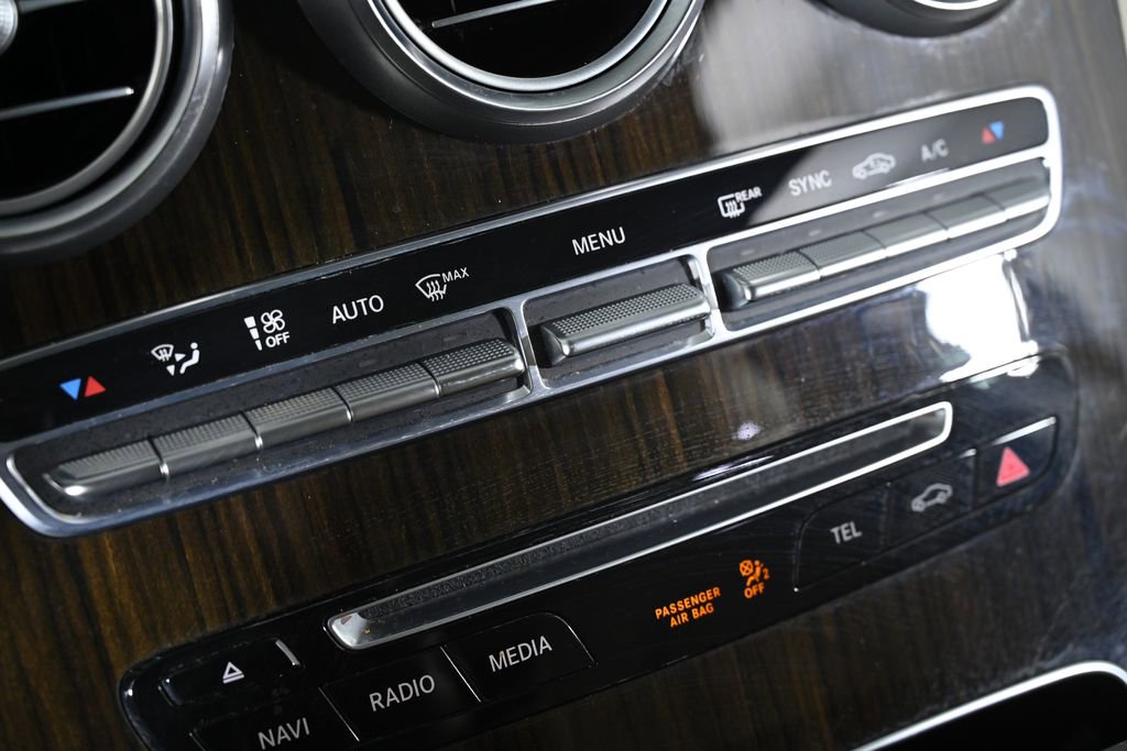 Used 2019 Mercedes-Benz GLC 300 GLC 300 image 17