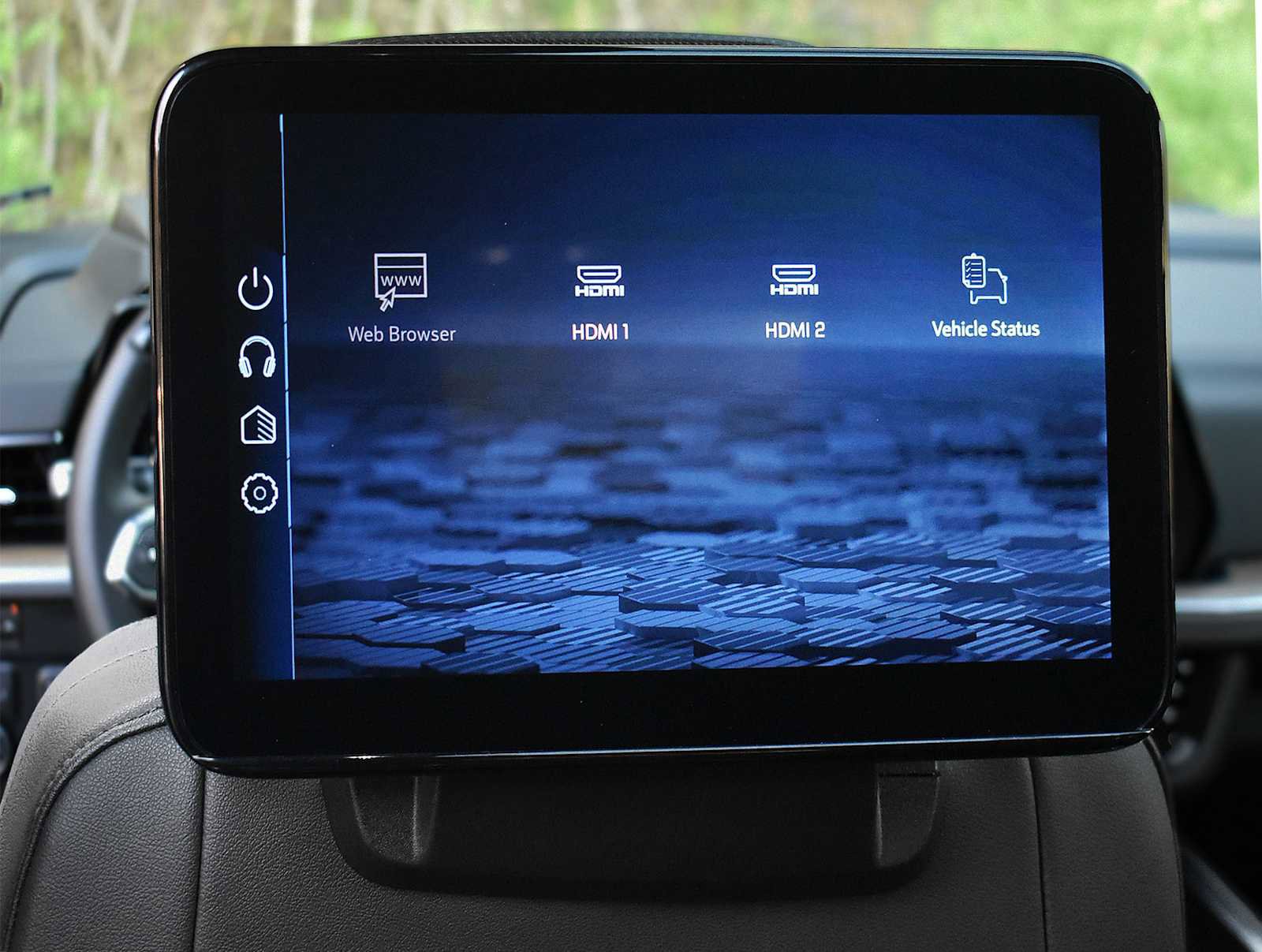 Used 2025 Chevrolet Tahoe High Country AWD/4WD image 13