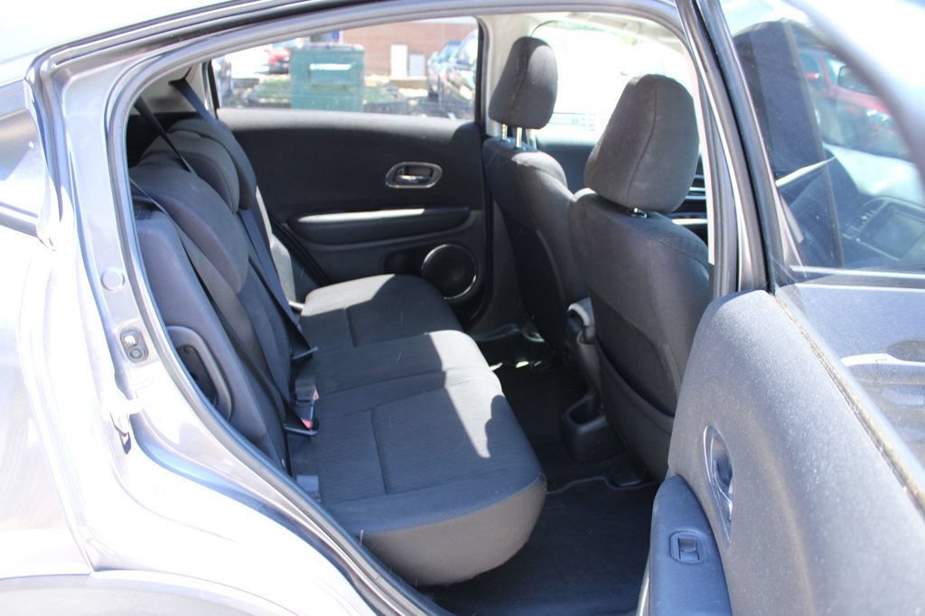 Used 2017 Honda HR-V EX image 29