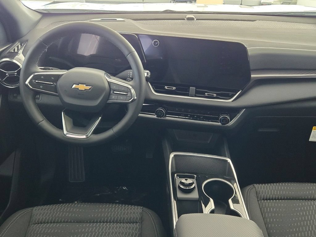 New 2027 Chevrolet Equinox LT FWD image 17