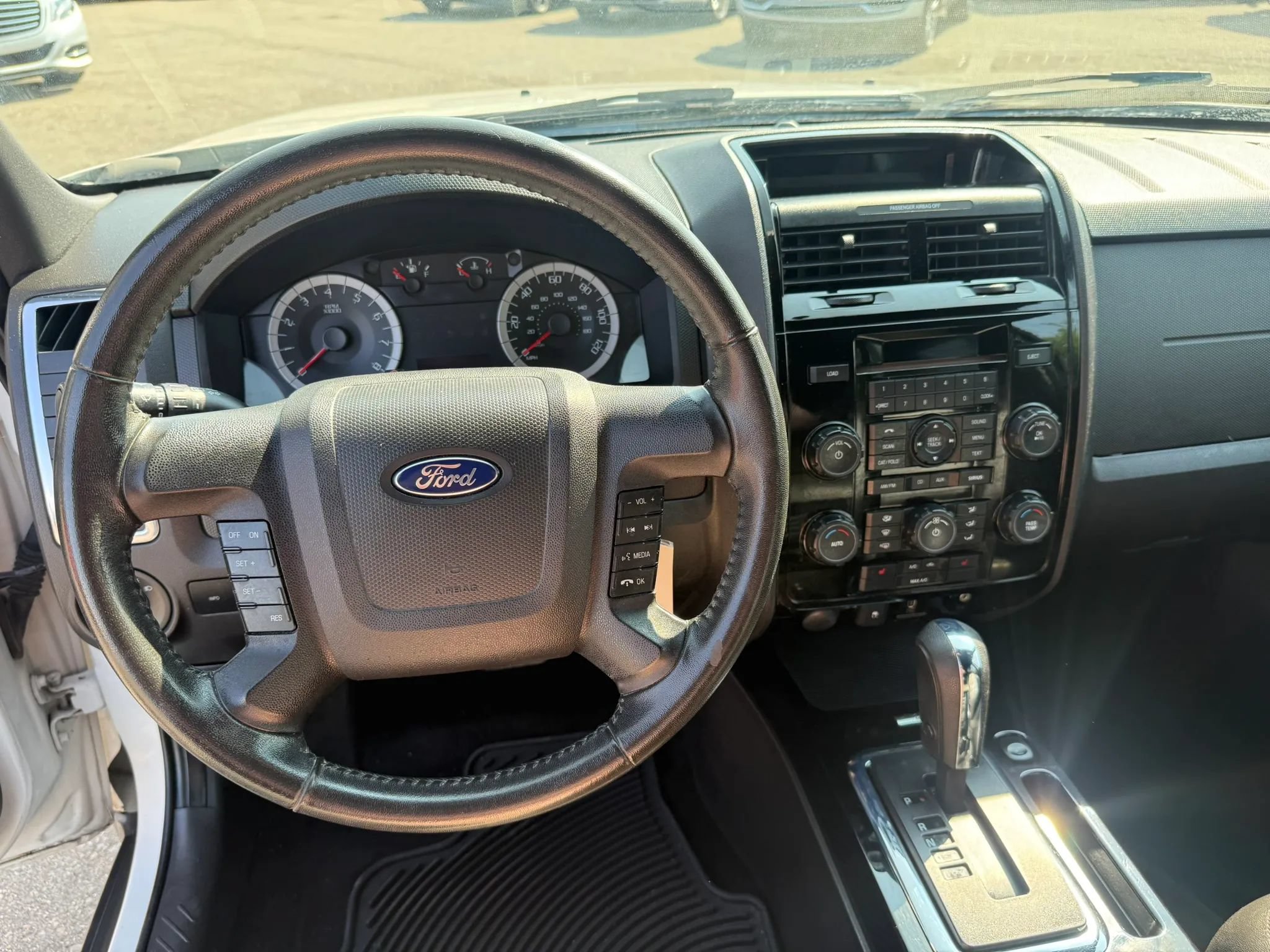 Used 2010 Ford Escape Limited FWD image 20