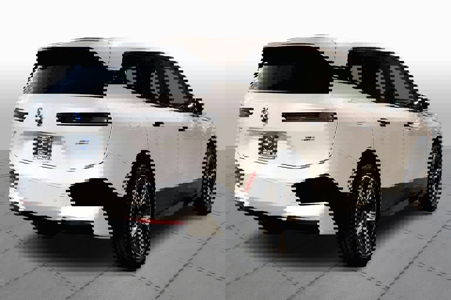 Used 2024 BMW iX xDrive50 w/ Sport Package image 13