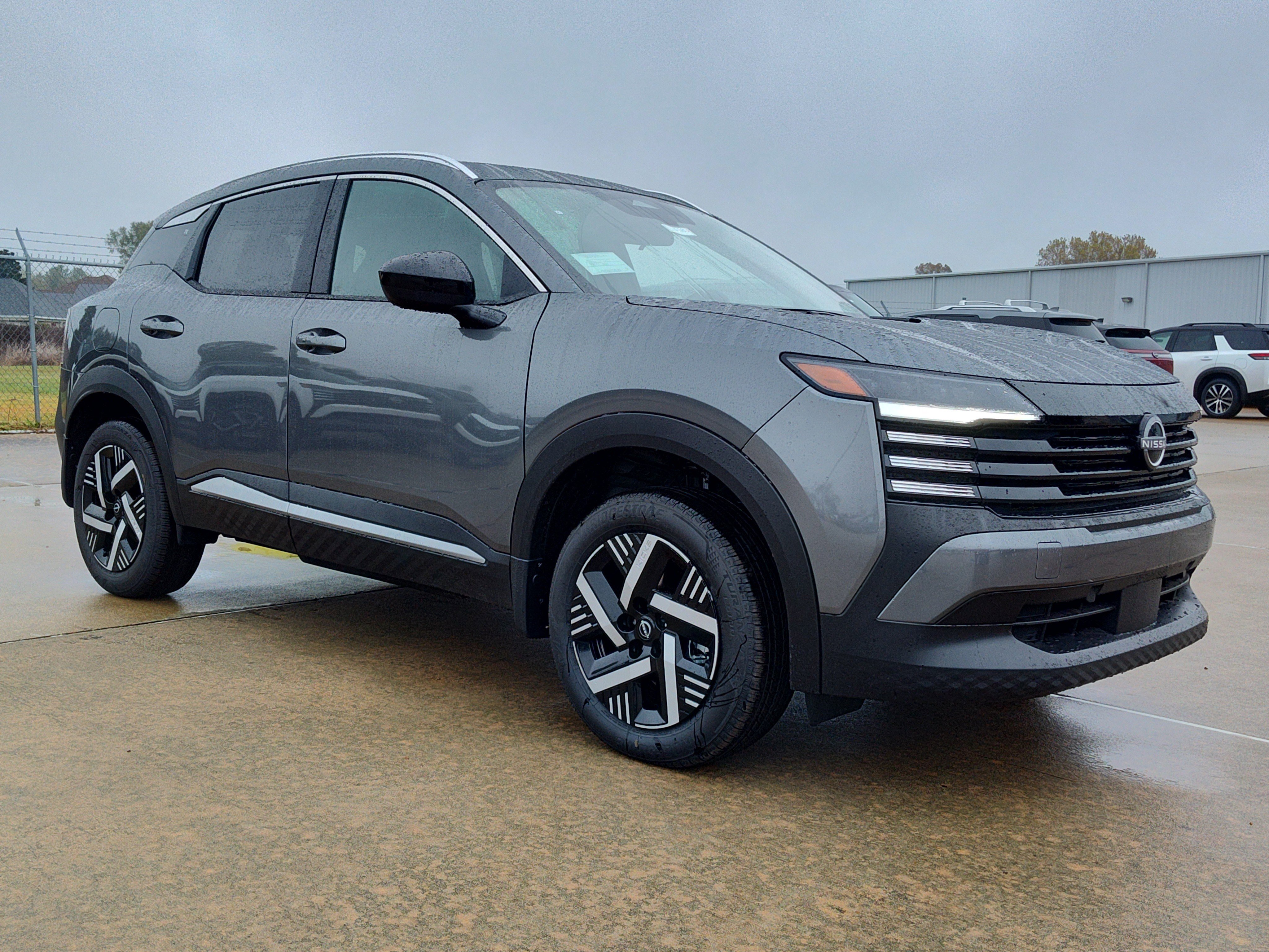 New 2026 Nissan Kicks SV w/ SV Premium Package image 5