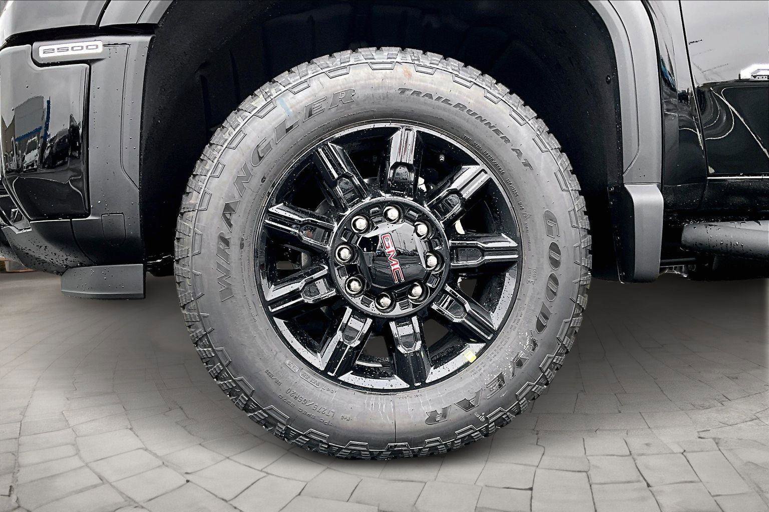 New 2026 GMC Sierra 2500 AT4 image 16