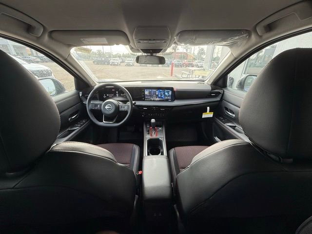 New 2026 Nissan Kicks SR w/ Cold Weather Package FWD image 26