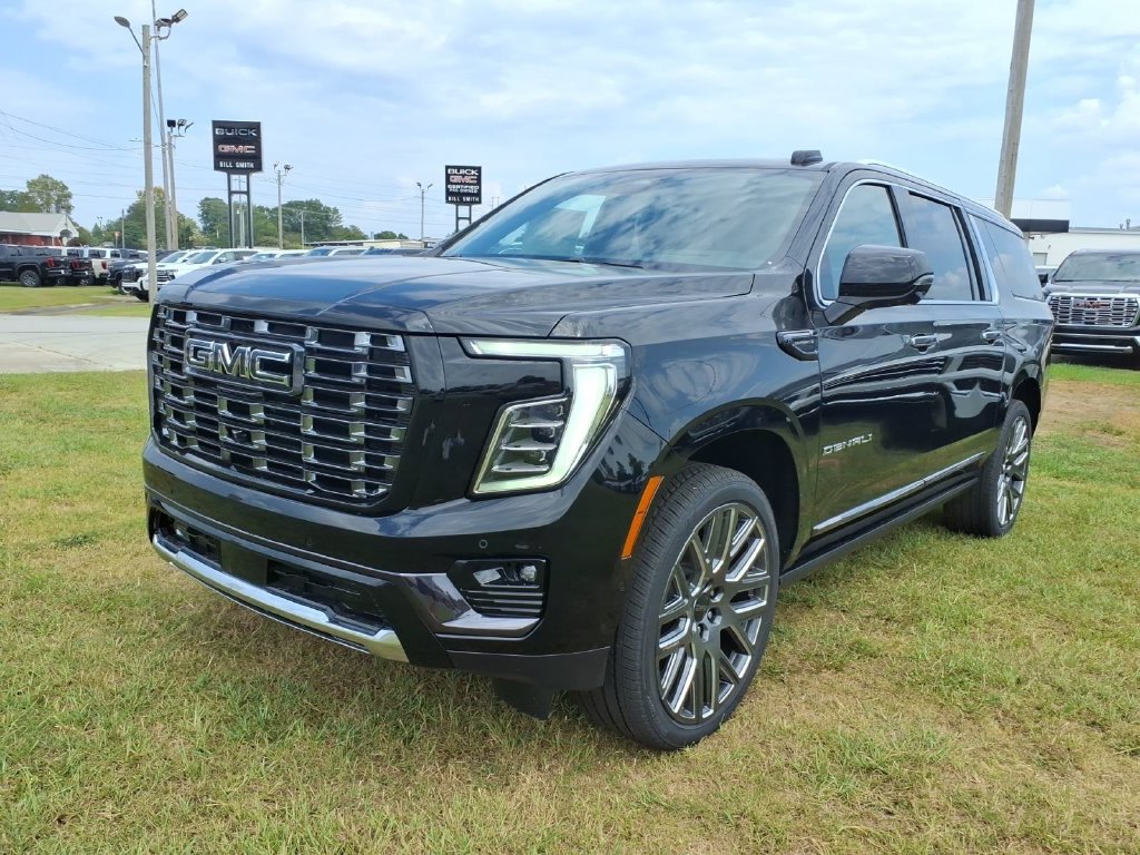 New 2026 GMC Yukon XL Denali Ultimate AWD/4WD image 3