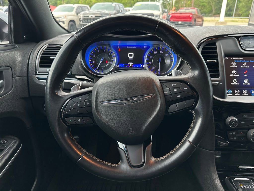 Used 2022 Chrysler 300 S RWD image 19