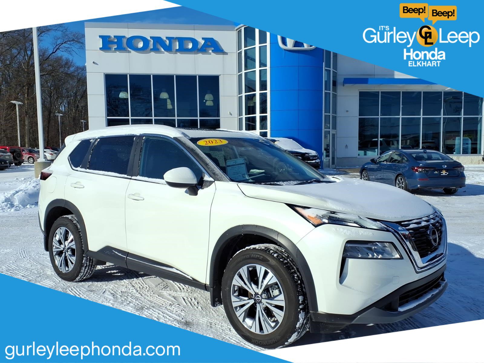 Used 2023 Nissan Rogue SV w/ SV Premium B Package image 1