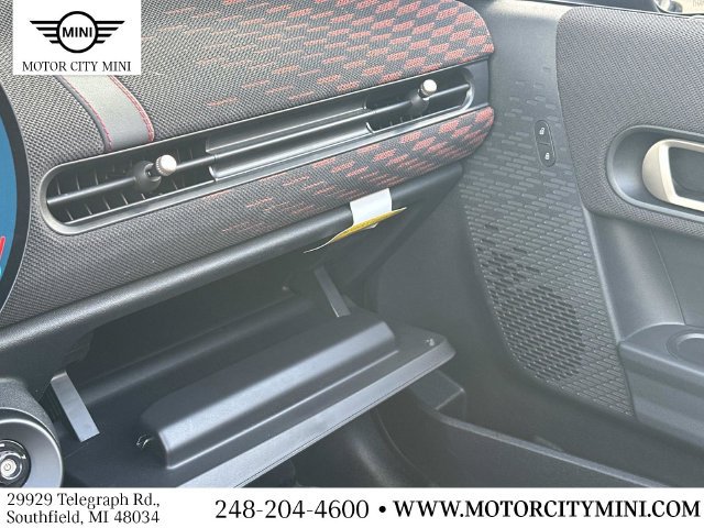 Certified 2026 MINI Cooper S FWD image 32