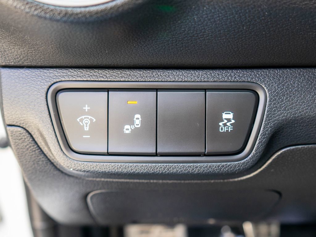 Used 2023 Kia Forte GT image 18