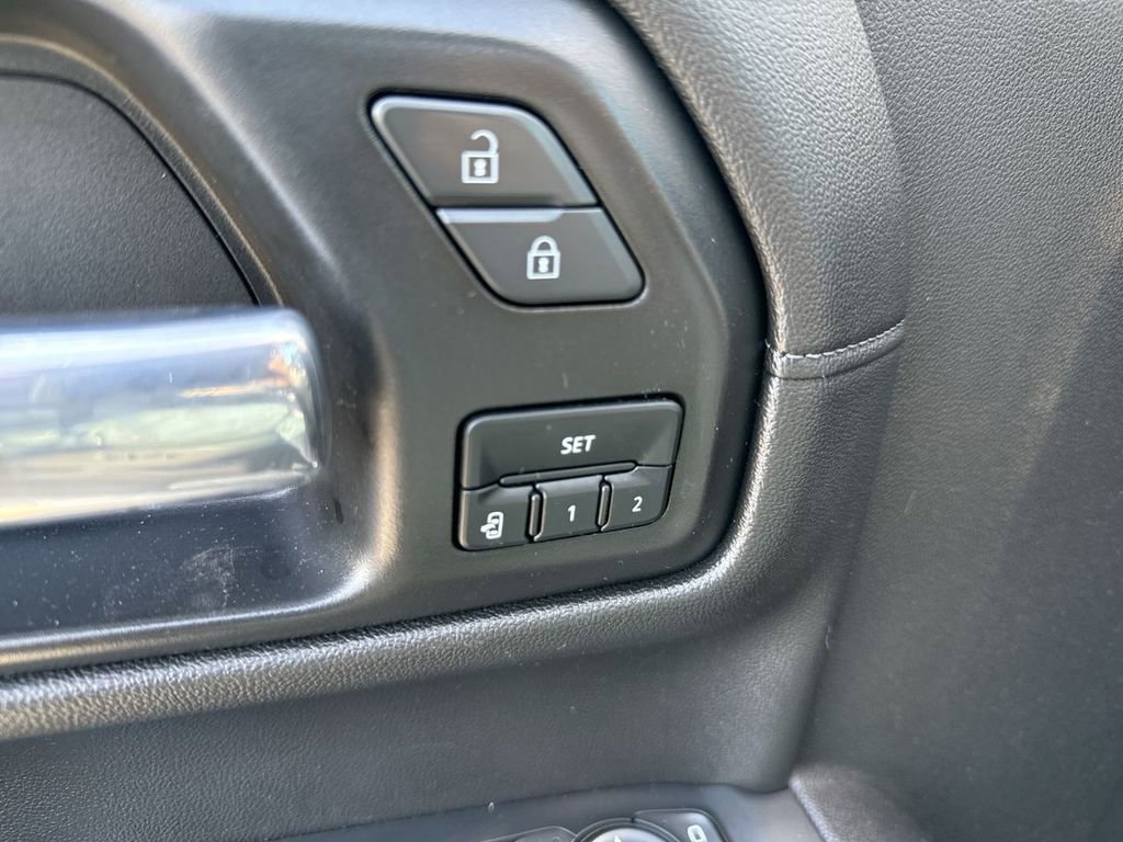 Used 2021 GMC Sierra 1500 Denali w/ Driver Alert Package II AWD/4WD image 27