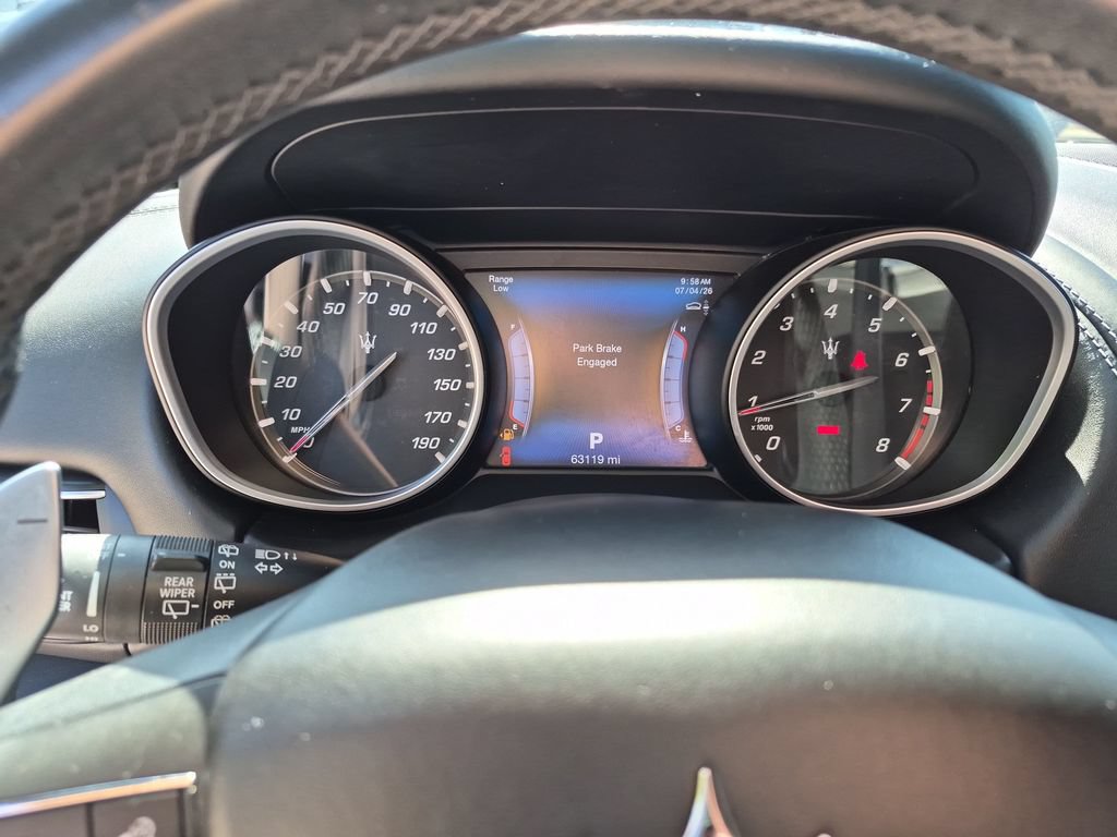 Used 2017 Maserati Levante S AWD/4WD image 23