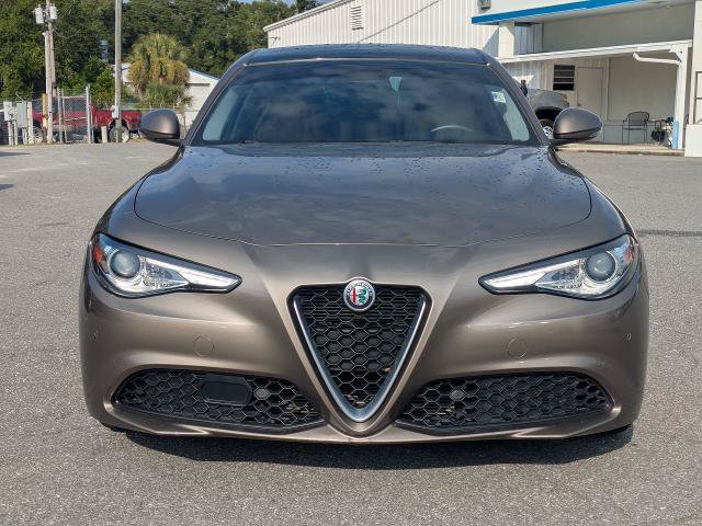 Used 2019 Alfa Romeo Giulia Ti w/ TI Performance Package RWD image 9