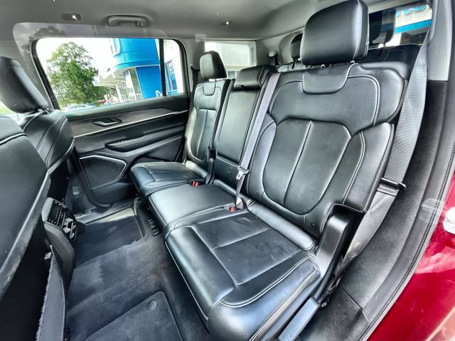 Used 2021 Jeep Grand Cherokee L Limited AWD/4WD image 25