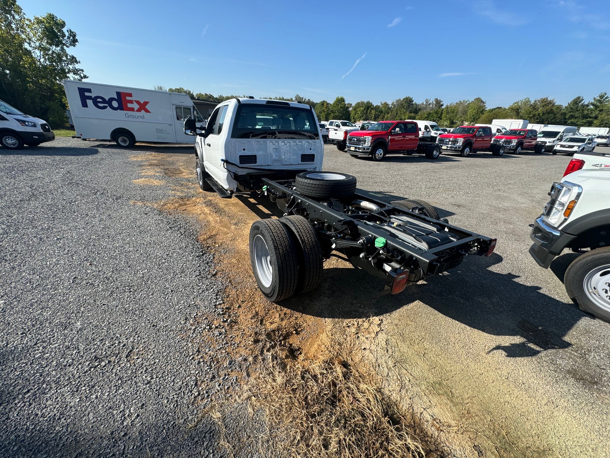 New 2026 Ford F550 4x4 Supercab Super Duty image 9