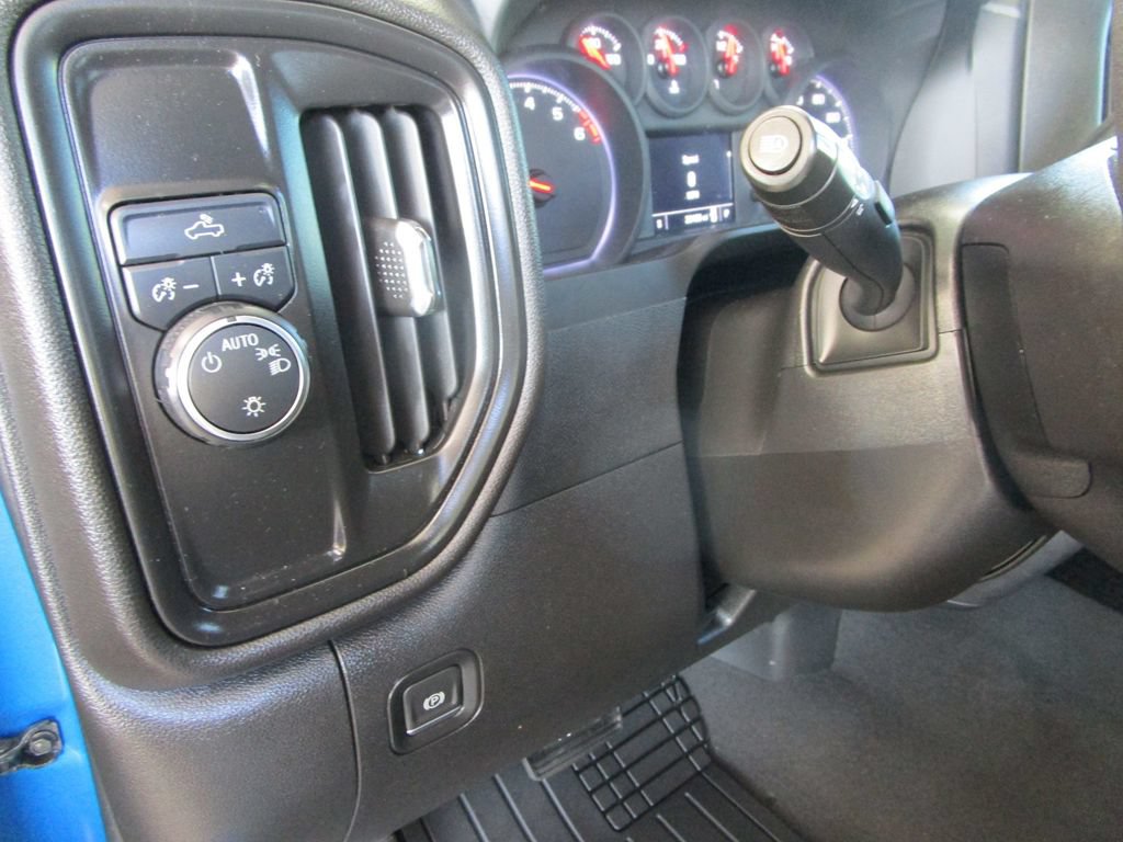 Used 2024 Chevrolet Silverado 1500 Custom RWD image 30